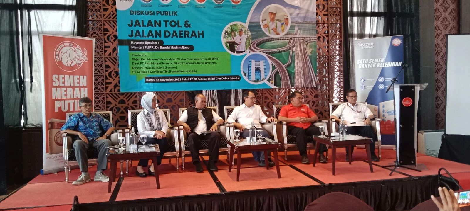 PUPR Lelang 4 Proyek Jalan tol Dengan Nilai Investasi 102,16 T