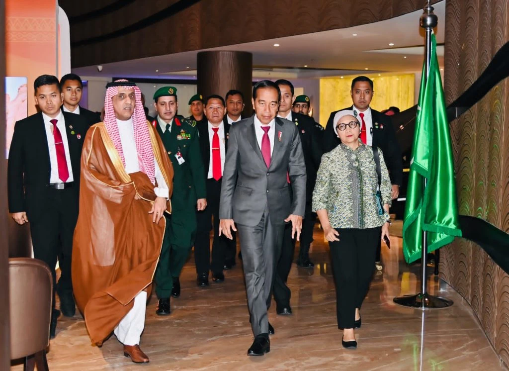 Gaza Memanas, Presiden Jokowi dan Sejumlah Pemimpin Dunia Berkumpul di KTT Luar Biasa OKI di Riyadh