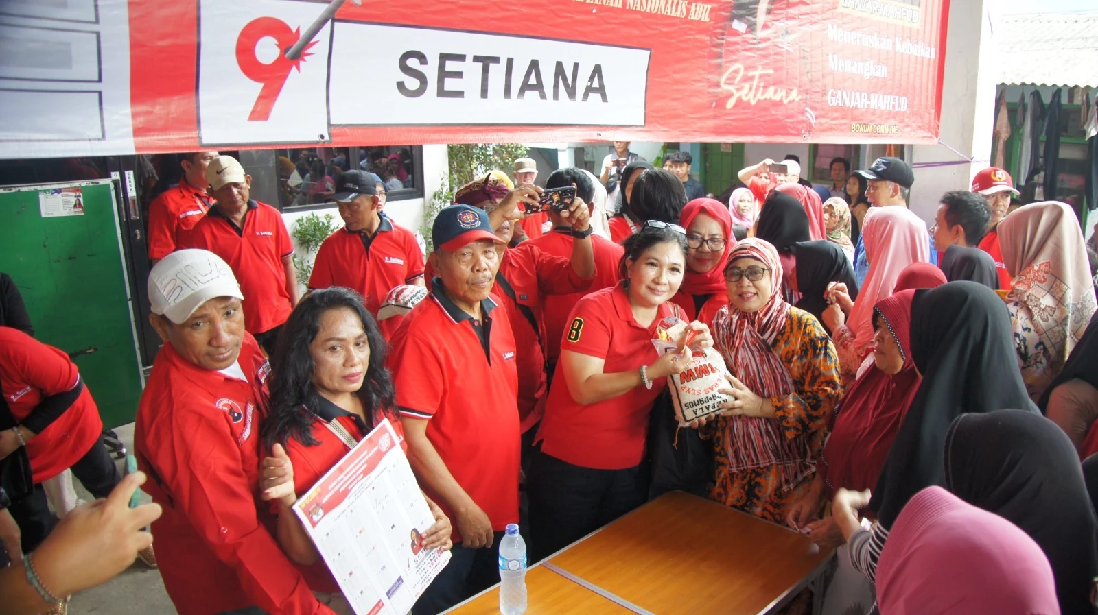 Caleg PDIP SETIANA Ngobrol Bareng Warga Kelapa Gading Bahas Kesejahteraan dan Pendidikan Anak