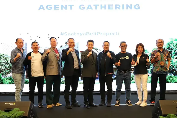 Direksi Damai Putra Group bersama Agent Properti